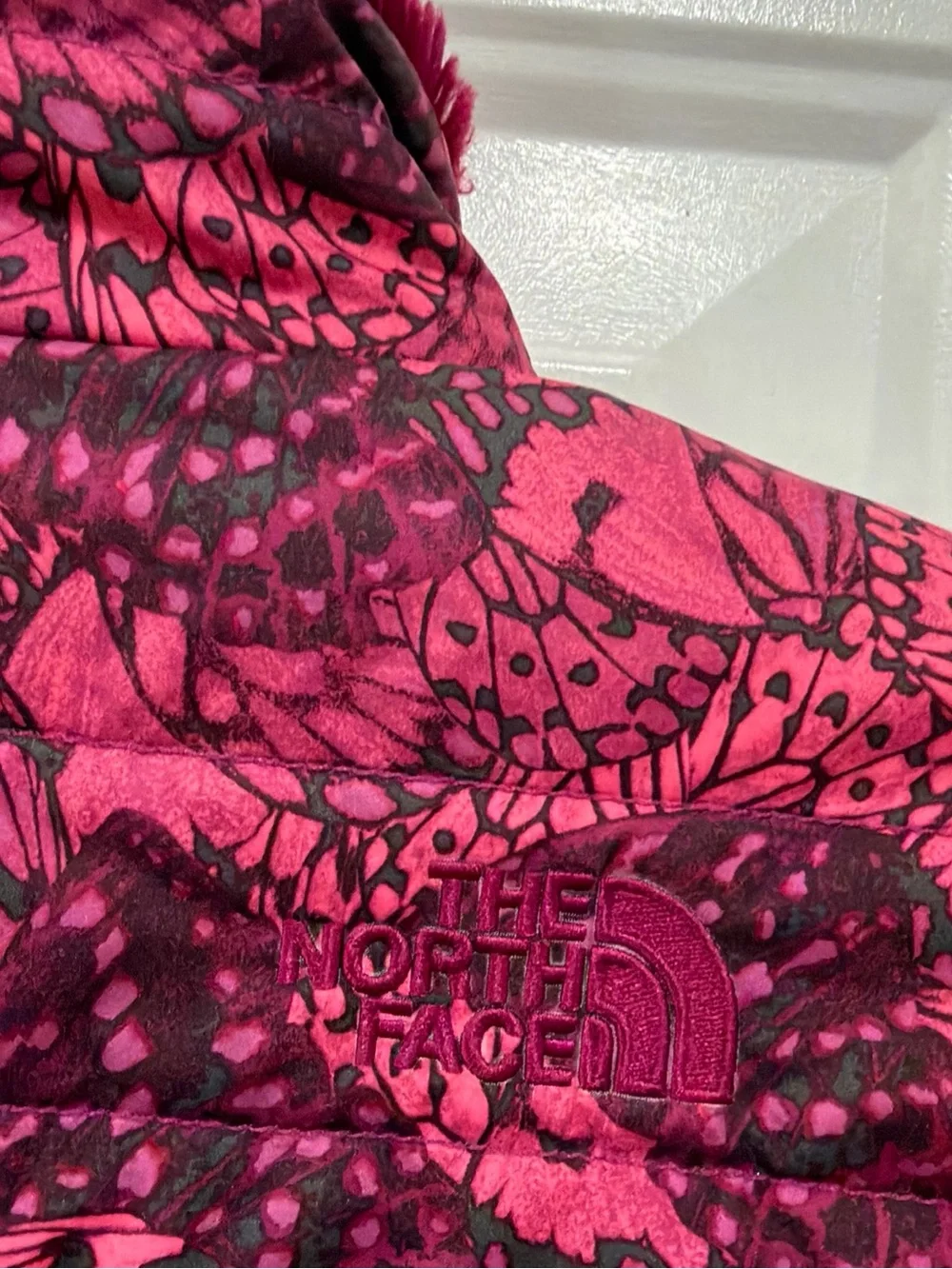 The North Face Reversible Mossbud Jacket Girls L 14 Pink Butterfly Full Zip